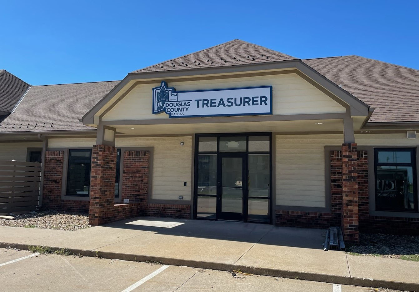 Treasurer's Office - Sixth Street Location