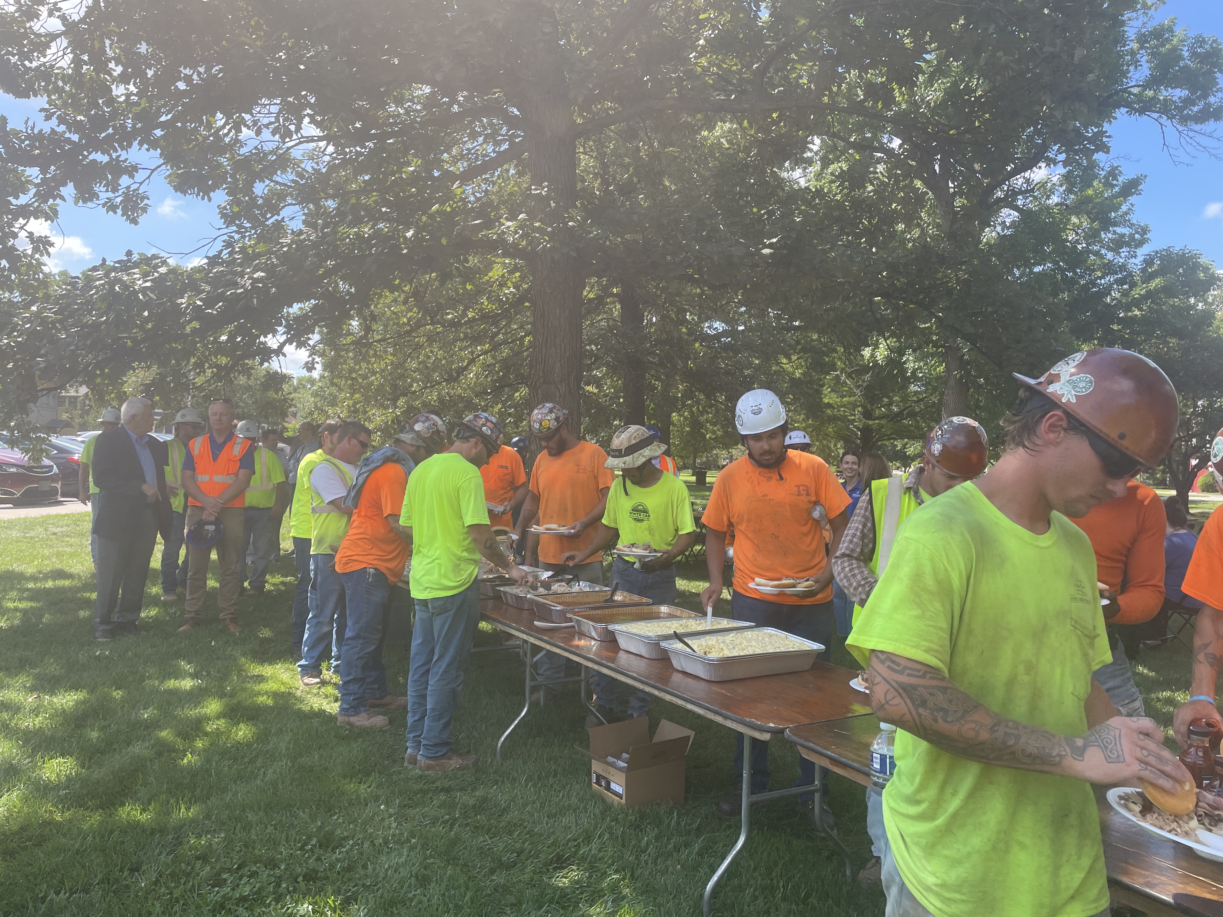 Workers getting lunch