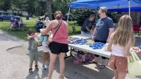 Families grab a meal in Eudora